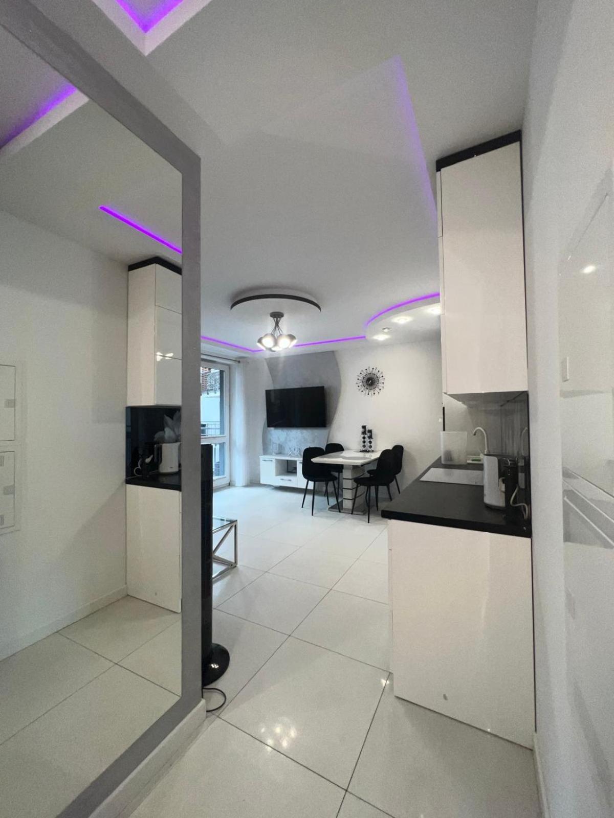 Apartament Z Kuchnia Dla 4 Osob W Centrum Bydgoszczy Mbella Exterior foto